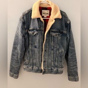 American Eagle Outfitters Red and Black Plaid Jacket